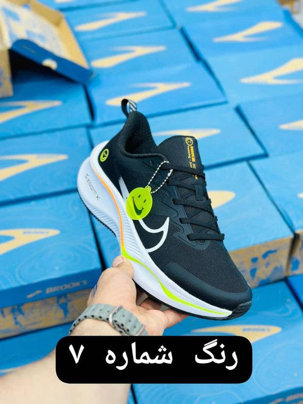 کتونی نایکی طرح لبخند nike zoom x ۲۰۲۴سایز ۴۰ تا ۴۵ تنوع در ۴ رنگ جذاب
