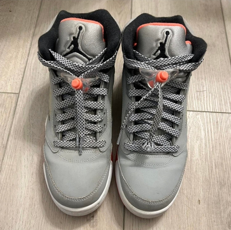 کتونی نایک ایرجردن ویتنام وارداتی سایز ۴۰ تا ۴۵ تنوع در ۶ رنگ جذاب nike Air jordan retro
