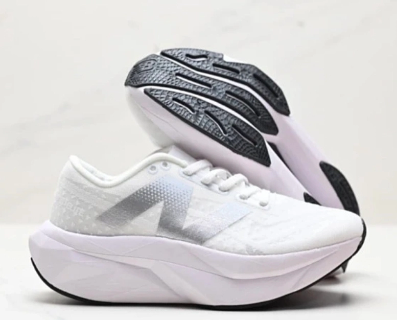 کتونی نیوبالانس ست اسپرت وارداتی ویتنام سایز 40 تا ۴۵تنوع در ۴ رنگ جذاب new balance Elite 74