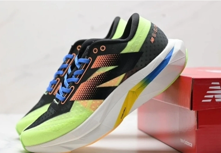 کتونی نیوبالانس ست اسپرت وارداتی ویتنام سایز 40 تا ۴۵تنوع در ۴ رنگ جذاب new balance Elite 74