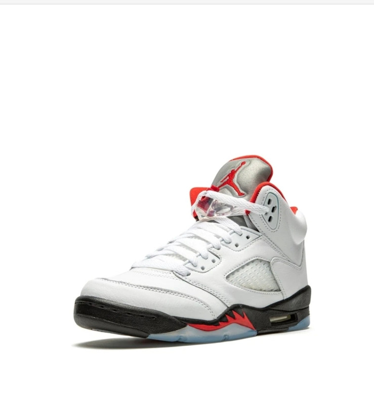 کتونی نایک ایرجردن ویتنام وارداتی سایز ۴۰ تا ۴۵ تنوع در ۶ رنگ جذاب nike Air jordan retro