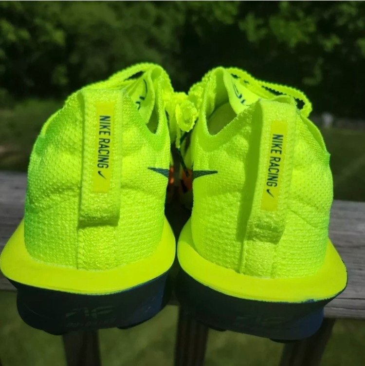 کتونی نایک ایرزوم آلفا وارداتی ویتنام سایز ۴۰ تا ۴۵ nike air zoom alpha fly