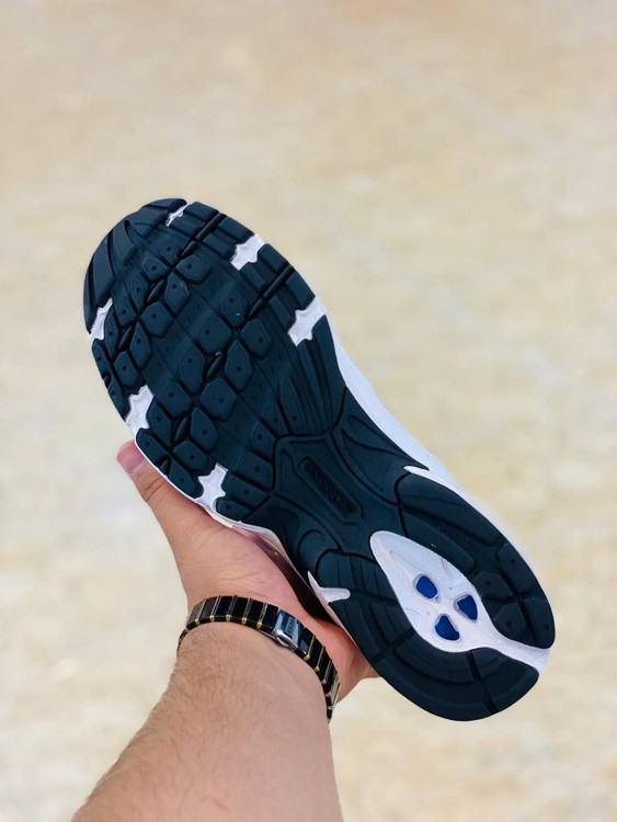 کتونی نیوبالانس ۵۳۰ وارداتی ویتنام ، با جعبه بارکد دار تنوع