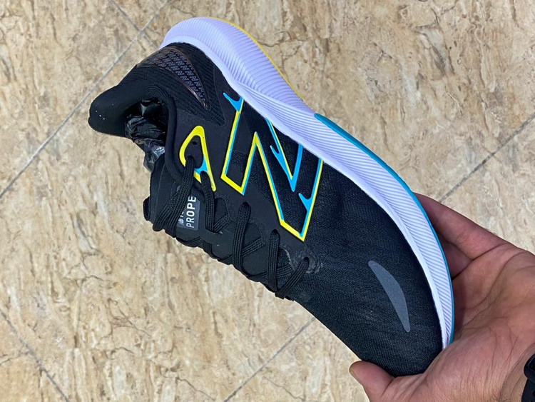 کتونی نیوبالانس وارداتی ویتنام مستر کوالیتی a , پایین ترین قیمت در ایران سایز ۴۰ تا ۴۵ newbalance propel vietnam