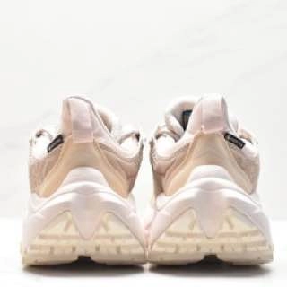 کتونی هوکا وارداتی ویتنام مستر کوالیتی A سایز ۴۰ تا۴۵ تنوع در ۴ رنگ جذاب hoka one one kaha 2 low GTX vietnam