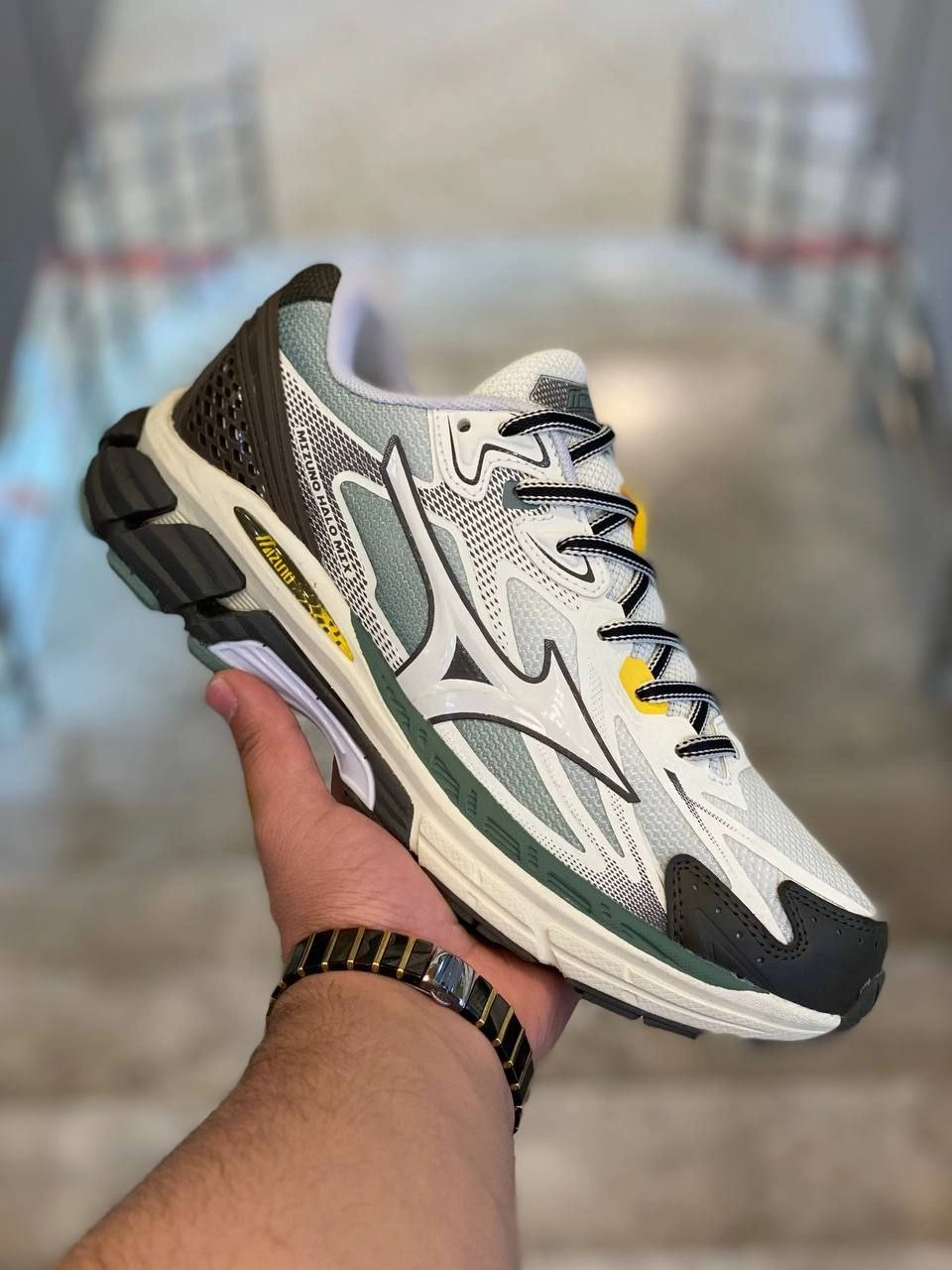 کتونی میزانو وارداتی ویتنام مستر کوالیتی aپایین ترین قیمت در ایران . سایز ۴۰ تا ۴۵.mizuno halo mix vietnam