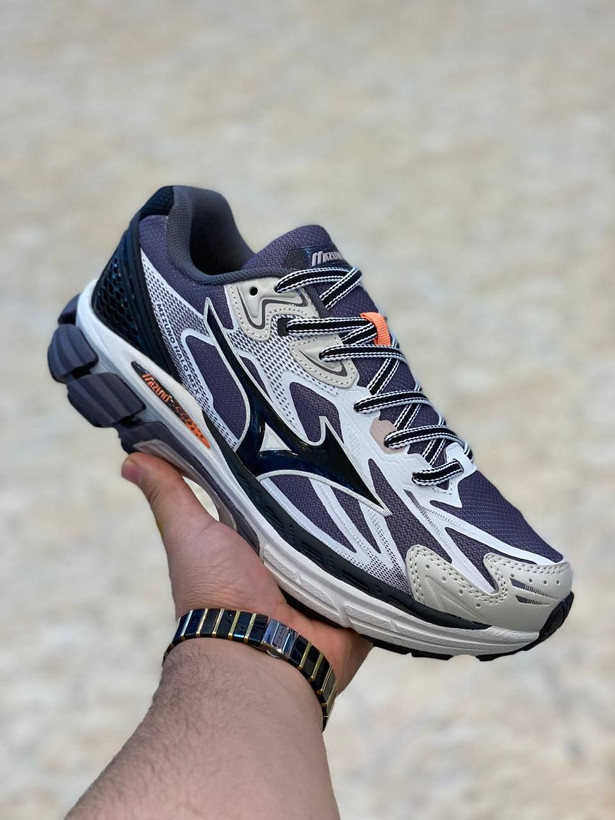 کتونی میزانو وارداتی ویتنام مستر کوالیتی aپایین ترین قیمت در ایران . سایز ۴۰ تا ۴۵.mizuno halo mix vietnam