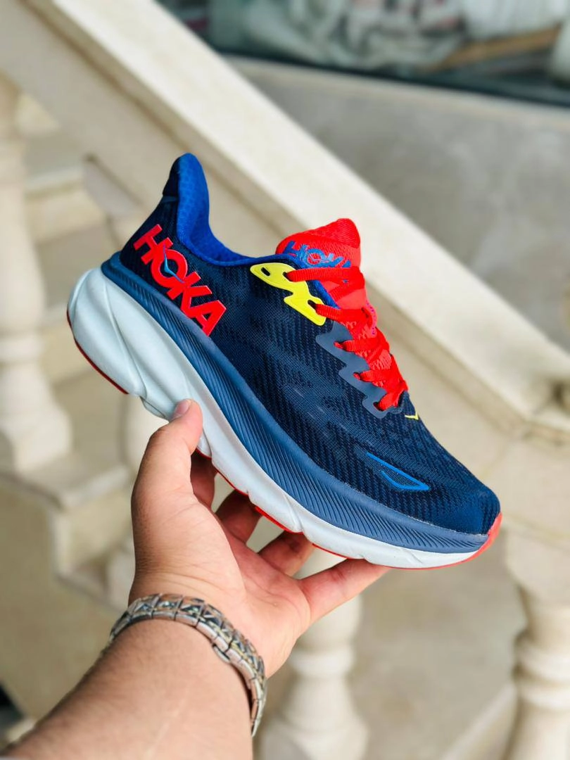 کتونی هوکا کلیفتون ۹ ویتنام وارداتی سایز ۴۰ تا ۴۵ ،تنوع در ۸ رنگ جذاب hoka clifton 9