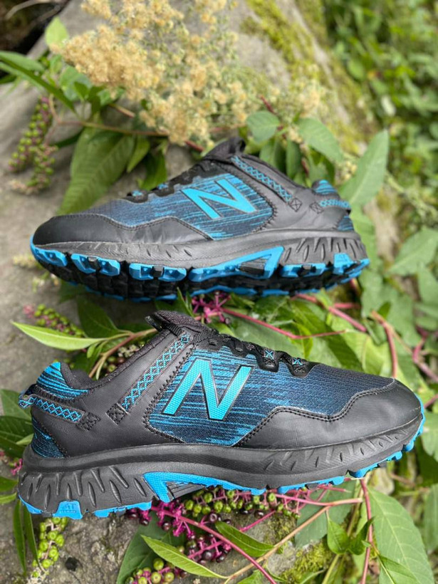کتونی نیوبالانس استوک اروپایی تاناکورا در حد ، سایز۴۵ . فروش به ضمانت اورجینال . Newbalance original
