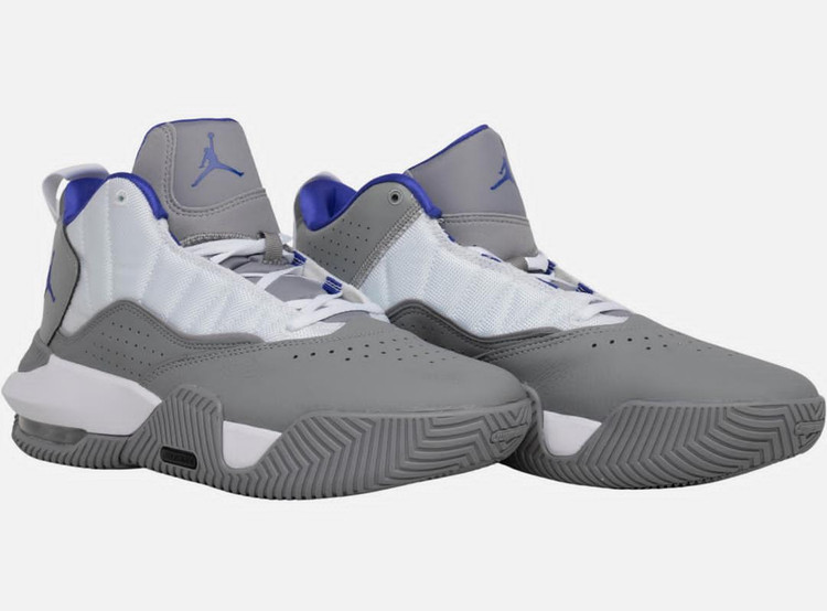 کتونی ایر جردن stay وارداتی ویتنام مسترکوالیتی a,سایز ۴۰ تا ۴۵ ،تنوع در ۳ رنگ جذاب. Air jordan stay vietnam