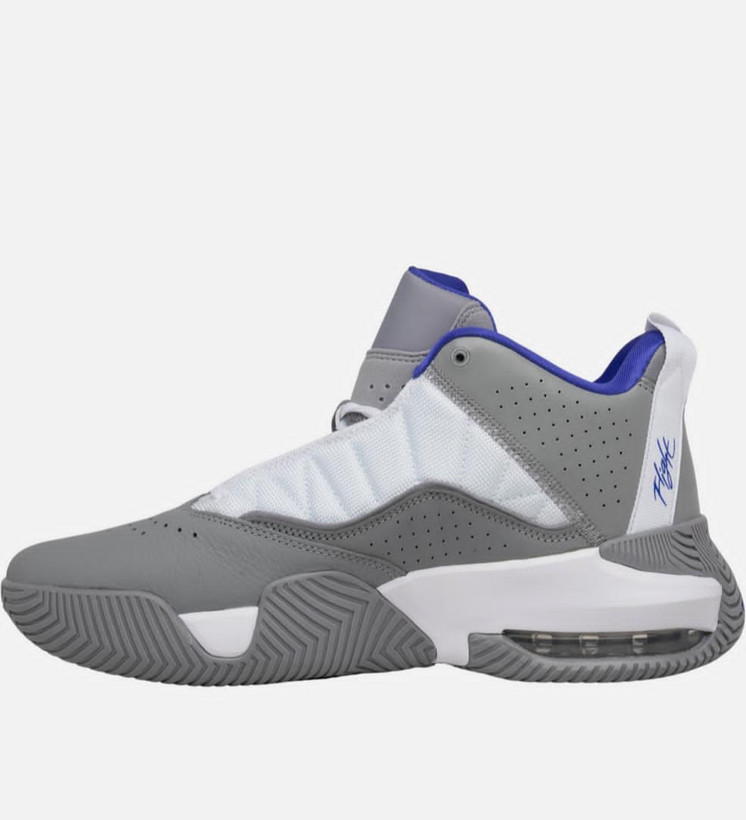 کتونی ایر جردن stay وارداتی ویتنام مسترکوالیتی a,سایز ۴۰ تا ۴۵ ،تنوع در ۳ رنگ جذاب. Air jordan stay vietnam