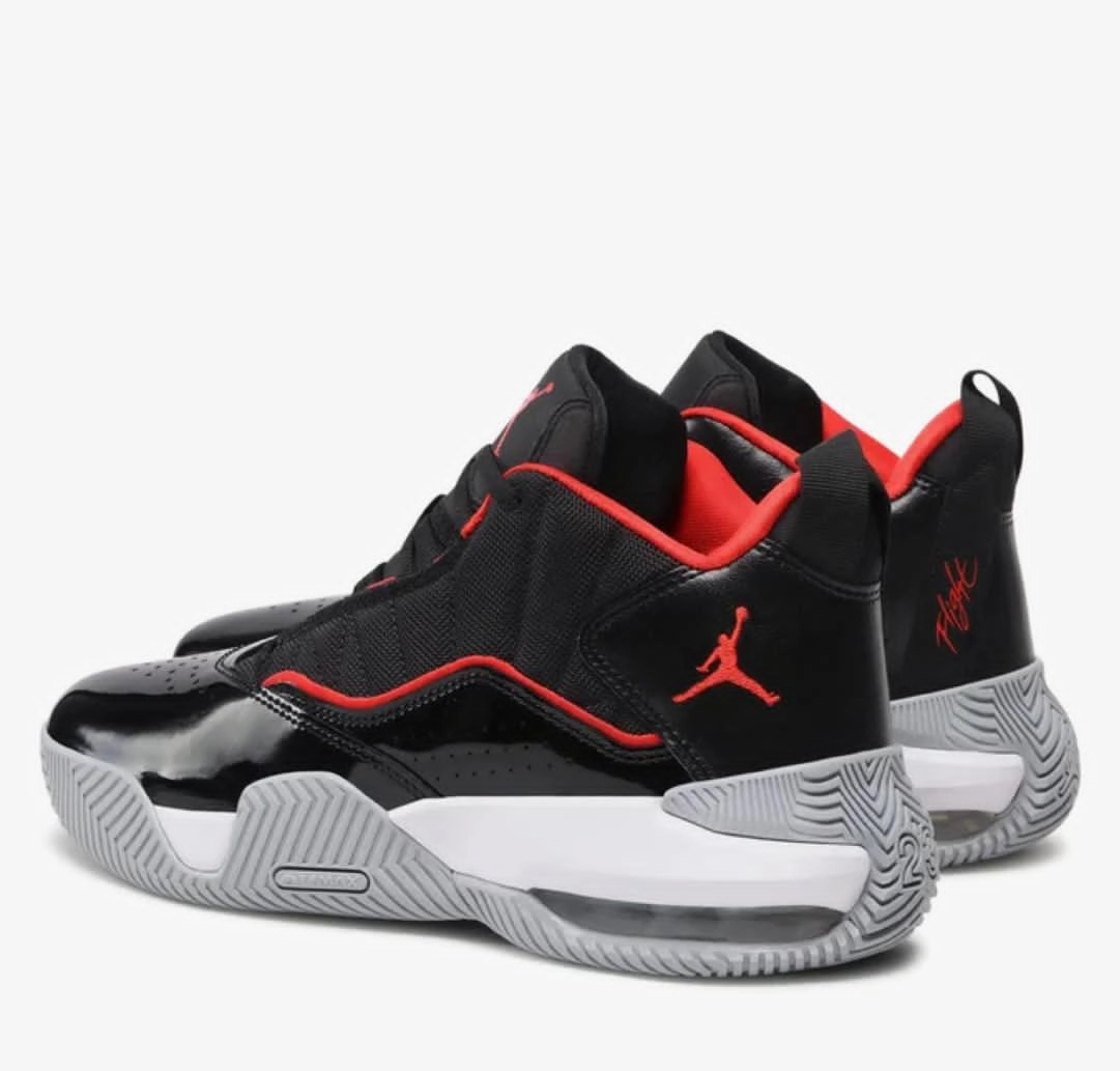 کتونی ایر جردن stay وارداتی ویتنام مسترکوالیتی a,سایز ۴۰ تا ۴۵ ،تنوع در ۳ رنگ جذاب. Air jordan stay vietnam
