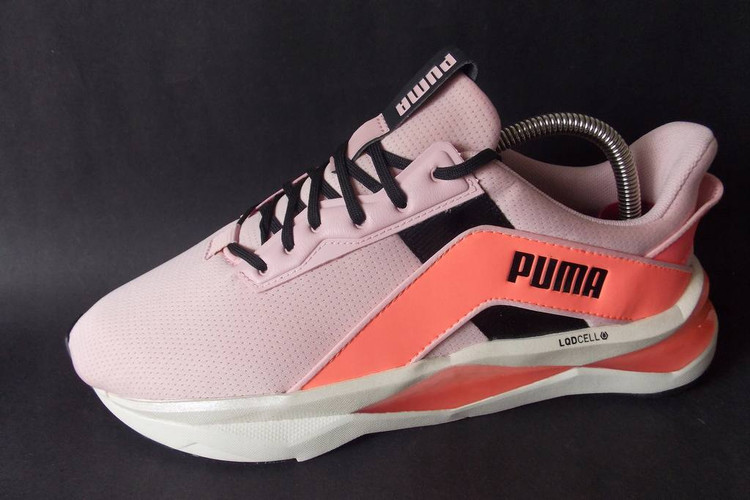 کتونی پوما استوک اروپایی در حد سایز41،فروش به ضمانت اورجینال .puma original