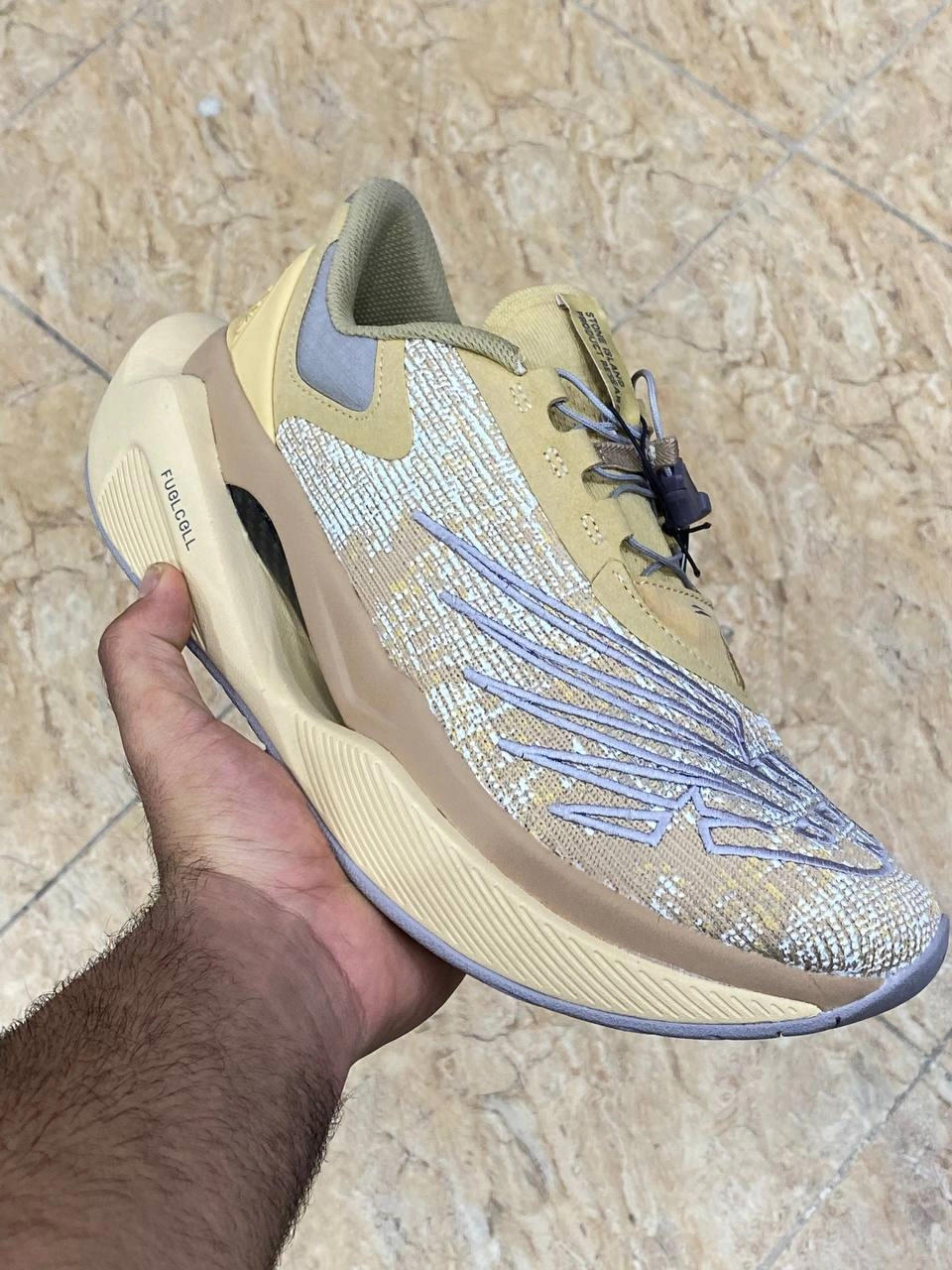 کتونی نیوبالانس وارداتی ویتنام سایز 40تا45, مستر کوالیتی a , پایین ترین قیمت در ایران . Newbalance fuelcell c_1