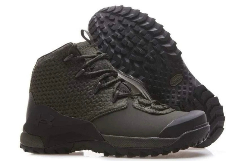 آندرارمور گورتکس وارداتی ساخت ویتنام , سایز ۴۰ تا ۴۵ ، پایین ترین قیمت در ایران . Under armour lnfil hike Goretex