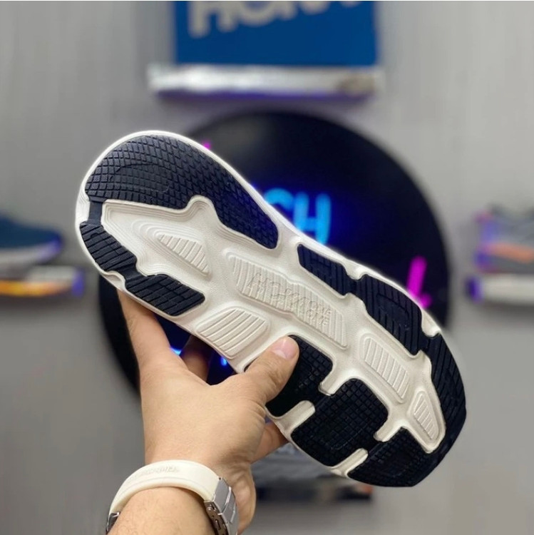 Hoka Bondi 7 vietnamهوکا باندی ۷