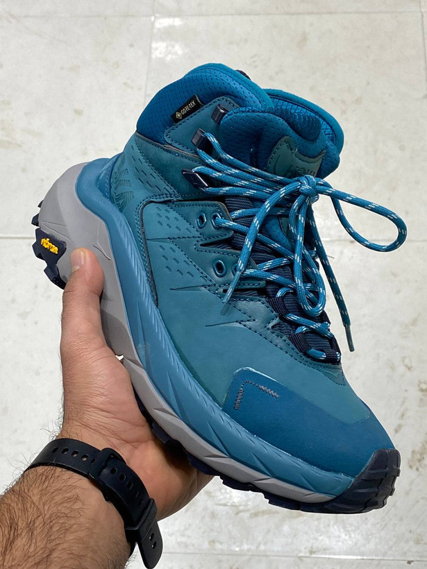 کتونی هوکا ساقدار کاها گورتکس زیره ویبرام سایز ۴۱ تا ۴۵ تنوع در ۳ رنگ جذاب hoka kaha goretex vibram