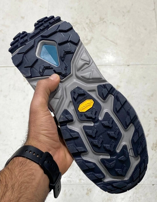 کتونی هوکا ساقدار کاها گورتکس زیره ویبرام سایز ۴۱ تا ۴۵ تنوع در ۳ رنگ جذاب hoka kaha goretex vibram