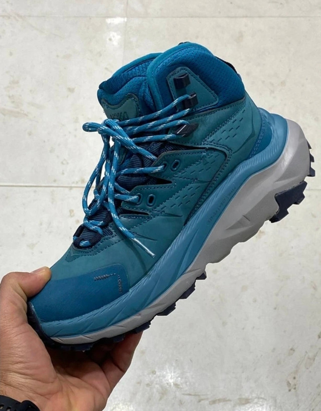 کتونی هوکا ساقدار کاها گورتکس زیره ویبرام سایز ۴۱ تا ۴۵ تنوع در ۳ رنگ جذاب hoka kaha goretex vibram