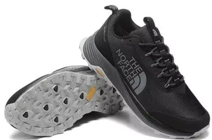 کتونی نورث فیس گورتکس ، وارداتی ویتنام . سایز ۴۰ تا ۴۵ . فروش بصورت عمده و تک the North face ultra traction waterproof hiking shoes