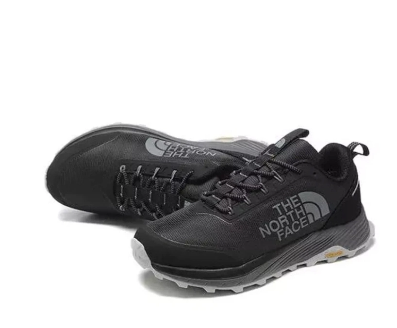 کتونی نورث فیس گورتکس ، وارداتی ویتنام . سایز ۴۰ تا ۴۵ . فروش بصورت عمده و تک the North face ultra traction waterproof hiking shoes