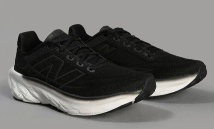کتونی نیوبالانس فرش فوم وارداتی ویتنام سایز ۴۰ تا ۴۵ تنوع در چند رنگ جذاب new balance fresh foam x 1080v13