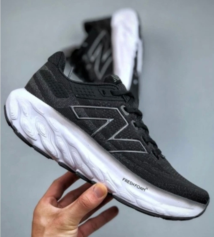کتونی نیوبالانس فرش فوم وارداتی ویتنام سایز ۴۰ تا ۴۵ تنوع در چند رنگ جذاب new balance fresh foam x 1080v13