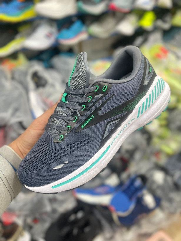 کتونی بروکس وارداتی ویتنام سایز ۴۰ تا ۴۵ مستر کوالیتی ، فروش بصورت عمده و تک. Brooks Adrenalin GTS 23