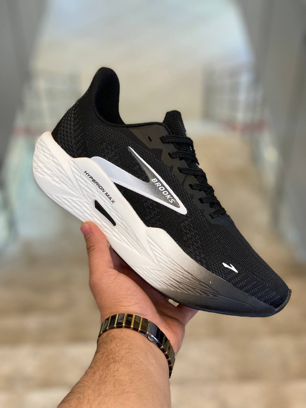 کتونی بروکس هایپریون مکس ساخت ویتنام سایز ۴۰ تا ۴۵ ، فروش بصورت عمده و تک brooks hyperion max