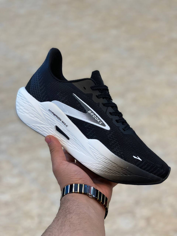 کتونی بروکس هایپریون مکس ساخت ویتنام سایز ۴۰ تا ۴۵ ، فروش بصورت عمده و تک brooks hyperion max