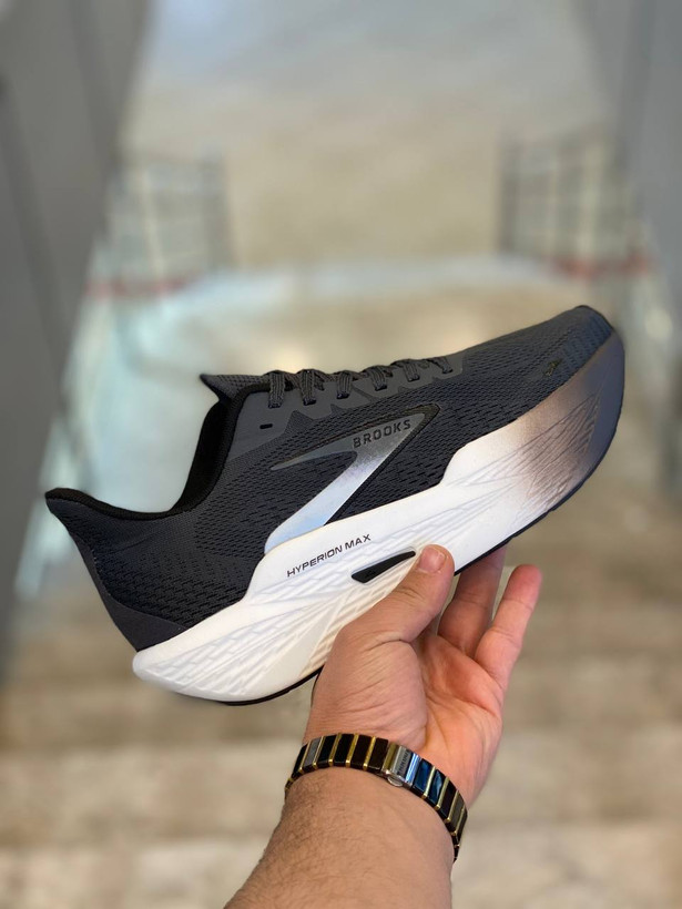 کتونی بروکس هایپریون مکس ،وارداتی ویتنام سایز ۴۰ تا ۴۵ ، فروش بصورت عمده و تک brooks hyperion max