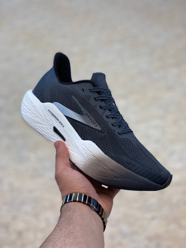 کتونی بروکس هایپریون مکس ،وارداتی ویتنام سایز ۴۰ تا ۴۵ ، فروش بصورت عمده و تک brooks hyperion max