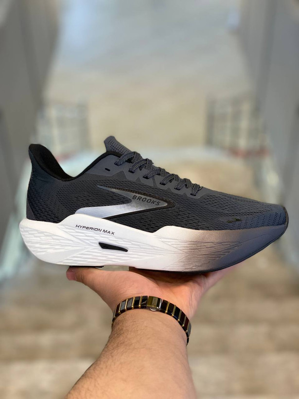 کتونی بروکس هایپریون مکس ،وارداتی ویتنام سایز ۴۰ تا ۴۵ ، فروش بصورت عمده و تک brooks hyperion max