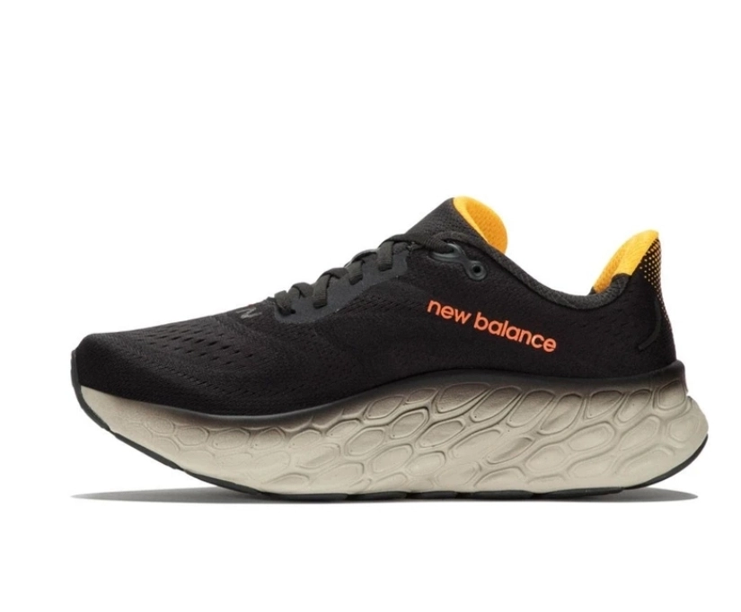 کتونی نیوبالانس فرش فوم وارداتی ویتنام سایز ۴۰ تا ۴۵ تنوع در چند رنگ جذاب new balance fresh foam x 1080v13