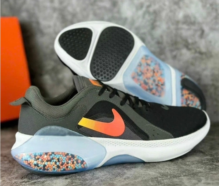 کتونی ویتنامی نایک جوی راد سایز ۴۰ تا ۴۵ تنوع در 8 رنگ جذاب ,همراه با جعبه بارکد دارNike Joyride Dual Run