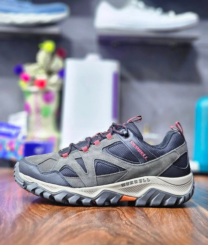 کتونی مرلMerrell/ وارداتی ساخت ویتنام سایز ۴۰ تا ۴۵/ضمانت کالا پایین ترین قیمت