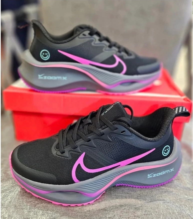کتونی نایک زوم ویتنامی (وارداتی)Nike Zoom X سایز ۳۷ تا ۴۰
