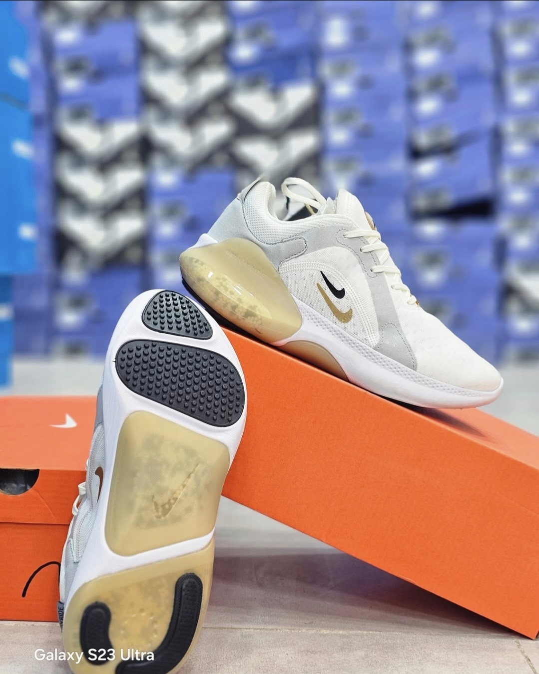 کتونی ویتنامی نایک جوی راد سایز ۴۰ تا ۴۵ تنوع در ۸رنگ جذاب همراه با جعبه بارکددار Nike Joyride Dual Run