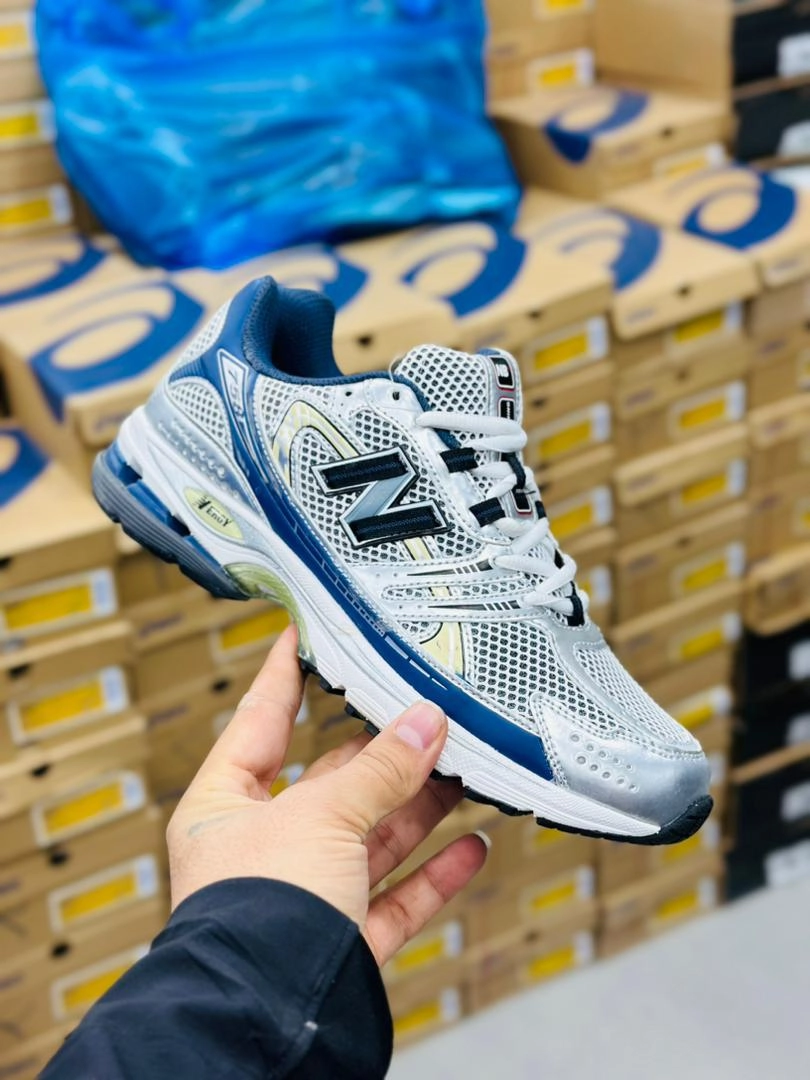 کتونی نیوبالانس ۷۵۸/ساخت ویتنام وارداتی/ سایز ۴۰ تا ۴۵ / فروش بصورت عمده و تک/ new balance 758