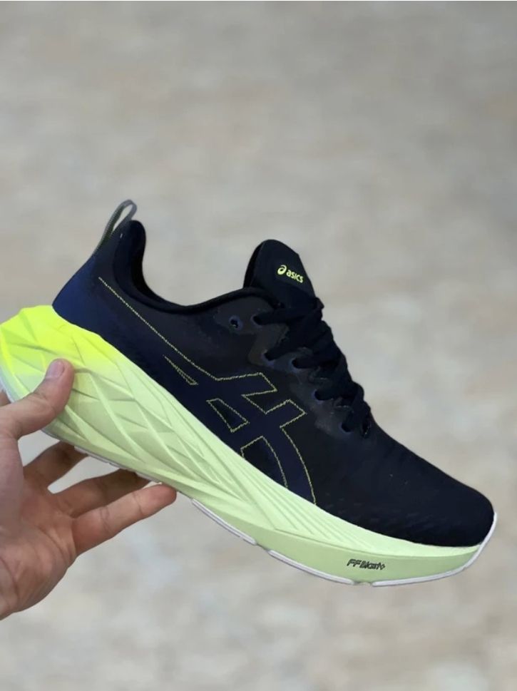کتونی ویتنامی اسیکس نوابلاست سایز ۴۰ تا ۴۵ ، وارداتی ویتنام فروش بصورت عمده و تک asics nova blast 4