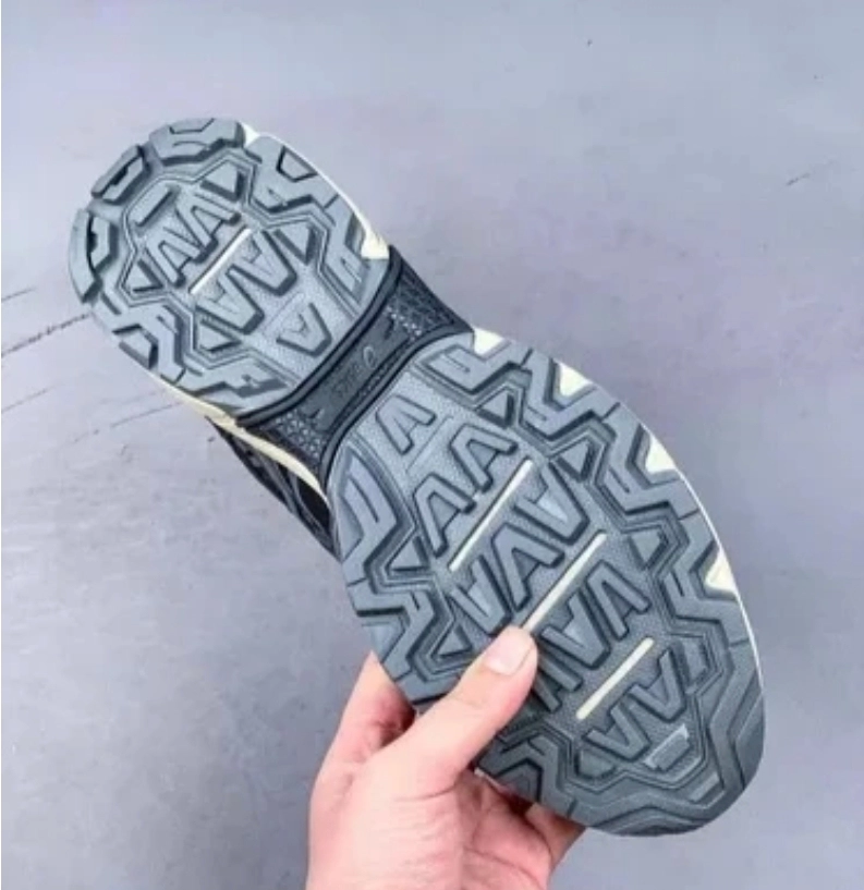 کتونی اسیکس کاهانا ۸ وارداتی ویتنام سایز ۴۰ تا ۴۵ ، تنوع در ۸ رنگ جذاب فروش بصورت عمده و تک . Asics Gel_ Kahana 7Running