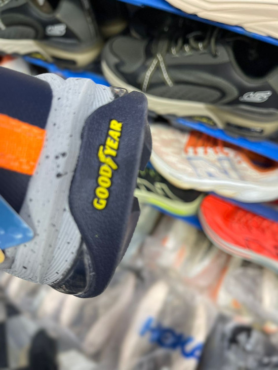 کتونی ویتنامی اسکیچرز ارچ فیتSkechers Archfit Airmax