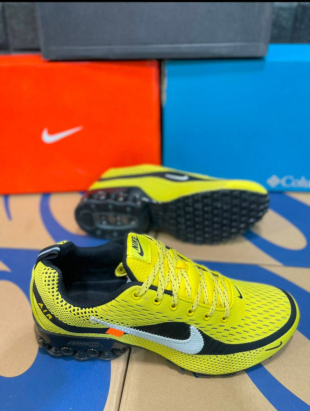 حراجی کتونی ویتنامی نایک ایر مکس سایز ۴۲. Nike Air max