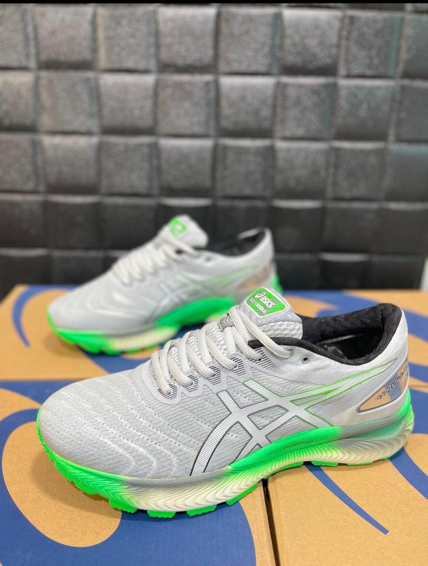 حراجی کتونی ویتنامی اسیکس نیمباس ۲۲ سایز ۴۲_۴۳. Asics nimbas 22