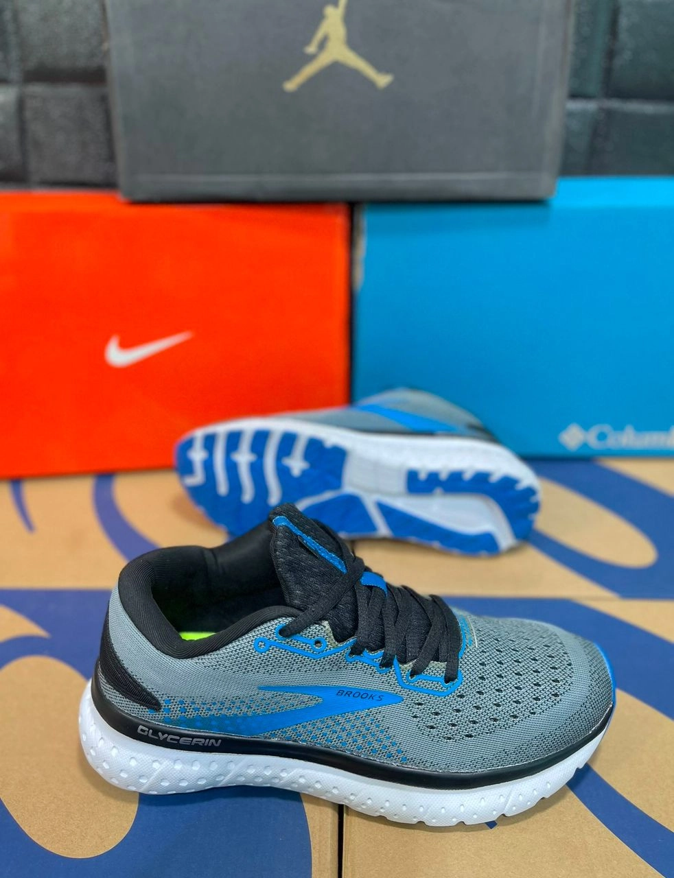 حراجی کتونی ویتنامی بروکس گلیسرین ۱۸ سایز۴۱. Brooks Glycerin 18