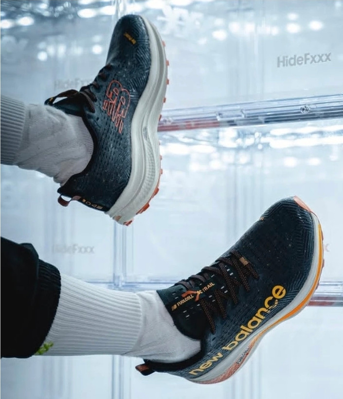 کتونی ویتنامی نیوبالانس فیول سل سوپر کمپ ، سایز ۴۰ تا ۴۵ ، فروش بصورت عمده و تک new balance fuelcell super comp trail running