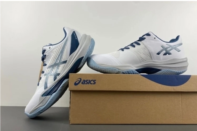 کتونی ویتنامی اسیکس والیبالی سایز ۴۰ تا ۴۵ فروش بصورت عمده و تک . Asics sky Elite Ff 3 volleyball shoes
