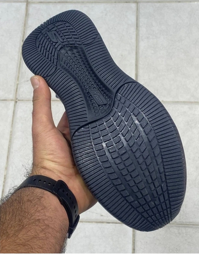 کفش اسکچرز اسلیپ آن بدون بند طبی و راحت ،سایز ۴۰ تا ۴۵ .تضمین کیفیت کالا Skechers Go Walk