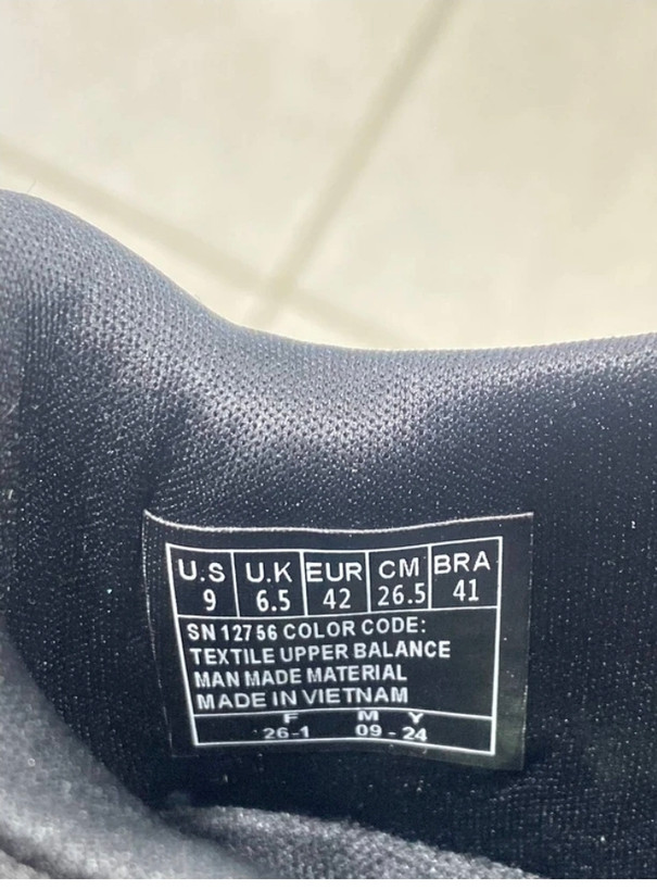 کفش اسکچرز اسلیپ آن بدون بند طبی و راحت ،سایز ۴۰ تا ۴۵ .تضمین کیفیت کالا Skechers Go Walk