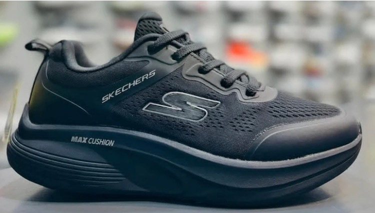 کتونی اسکیچرز ویتنامی وارداتی مستر کوالیتی a , سایز ۴۰ تا ۴۵تنوع در ۳ رنگ جذاب.skechers max cushion